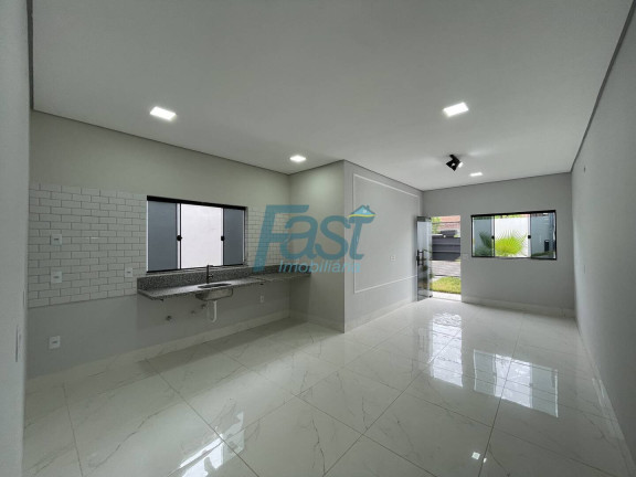 Imagem Casa com 3 Quartos à Venda, 180 m² em Jardim Comodoro - Cuiabá