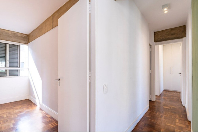 Imagem Imóvel com 3 Quartos à Venda, 121 m² em Moema - São Paulo