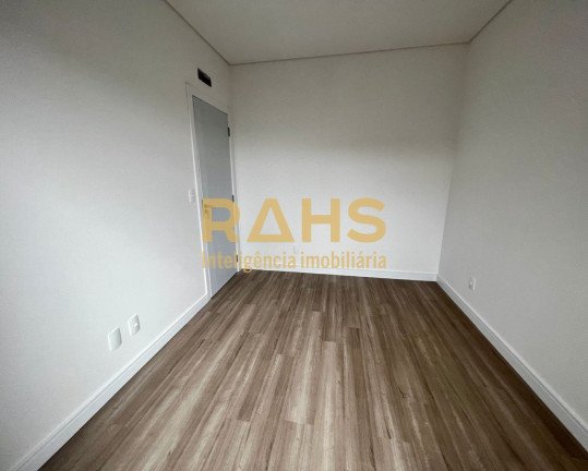Imagem Casa com 3 Quartos à Venda, 160 m² em Saguaçu - Joinville