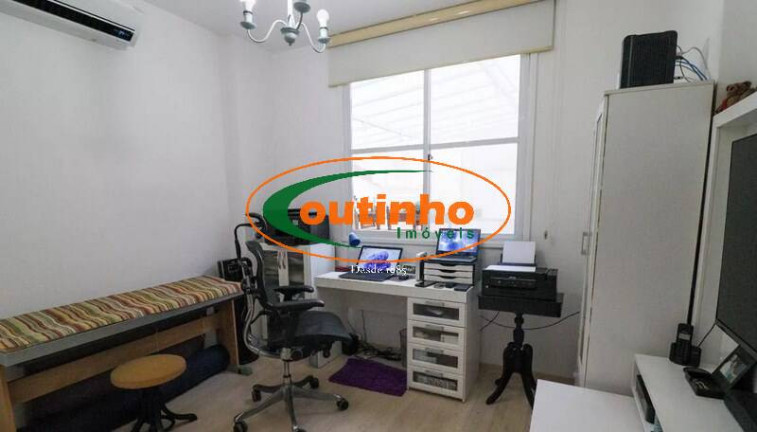 Imagem Apartamento com 3 Quartos à Venda, 160 m² em Tijuca - Rio De Janeiro Imagem Apartamento com 3 Quartos à Venda, 160 m² em Tijuca - Rio De Janeiro