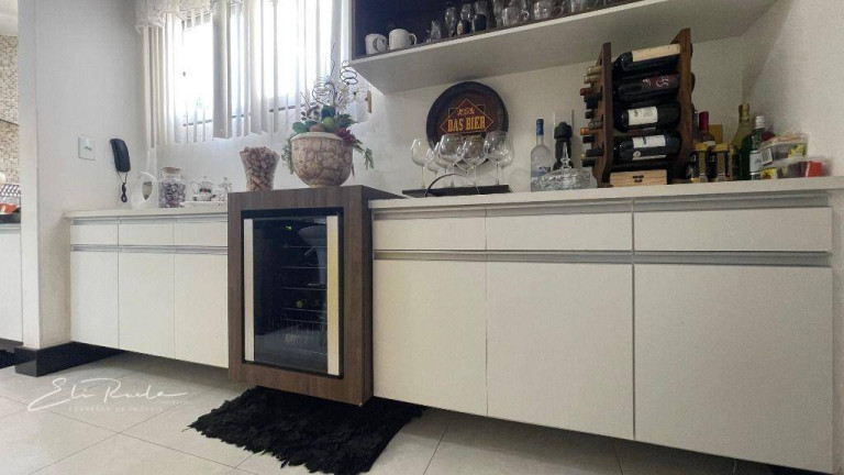 Imagem Apartamento com 3 Quartos à Venda, 120 m² em Centro - Colatina