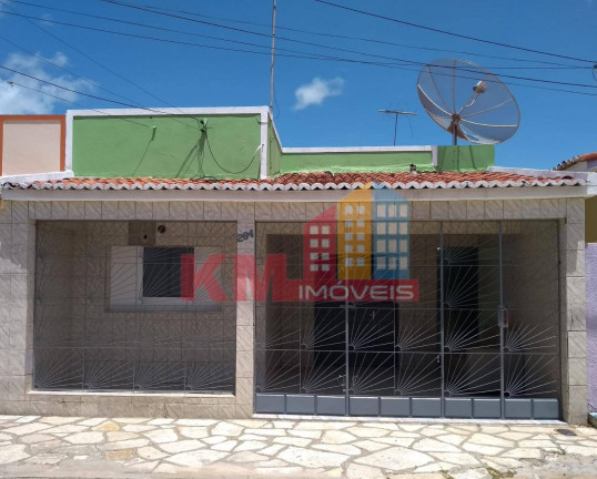 Casa com 3 Quartos à Venda, 194 m² em Boa Vista - Mossoró
