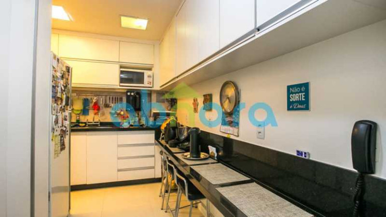 Imagem Apartamento com 3 Quartos à Venda, 130 m² em Copacabana - Rio De Janeiro