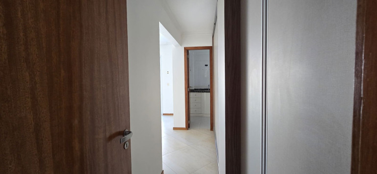 Imagem Apartamento com 3 Quartos à Venda, 114 m² em Centro - Balneário Camboriú Imagem Apartamento com 3 Quartos à Venda, 114 m² em Centro - Balneário Camboriú