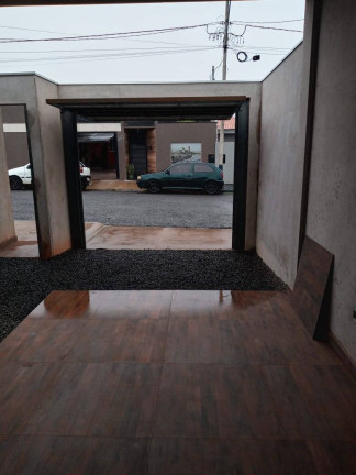 Casa com 3 Quartos à Venda,  em Jardim Paraná - Arapongas