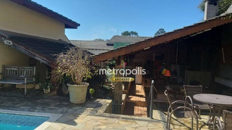 Imagem Sobrado com 3 Quartos à Venda, 370 m² em Arujazinho I - Arujá Imagem Sobrado com 3 Quartos à Venda, 370 m² em Arujazinho I - Arujá