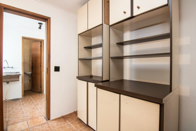 Imagem Imóvel com 3 Quartos à Venda, em Petrópolis - Porto Alegre Imagem Imóvel com 3 Quartos à Venda, em Petrópolis - Porto Alegre