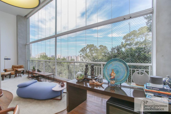 Apartamento com 4 Quartos à Venda, 250 m² em Panamby - São Paulo
