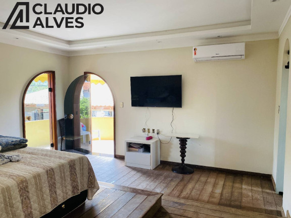 Imagem Casa com 4 Quartos à Venda, 200 m² em Muchila - Feira De Santana Imagem Casa com 4 Quartos à Venda, 200 m² em Muchila - Feira De Santana