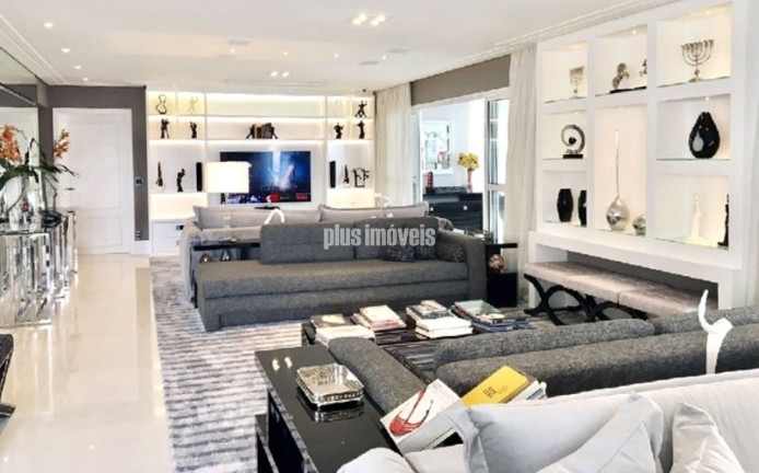 Apartamento com 4 Quartos à Venda, 404 m² em Panamby - São Paulo