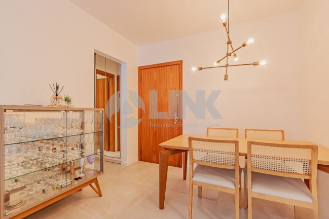 Imagem Apartamento com 1 Quarto à Venda, 46 m² em Mont Serrat - Porto Alegre Imagem Apartamento com 1 Quarto à Venda, 46 m² em Mont Serrat - Porto Alegre