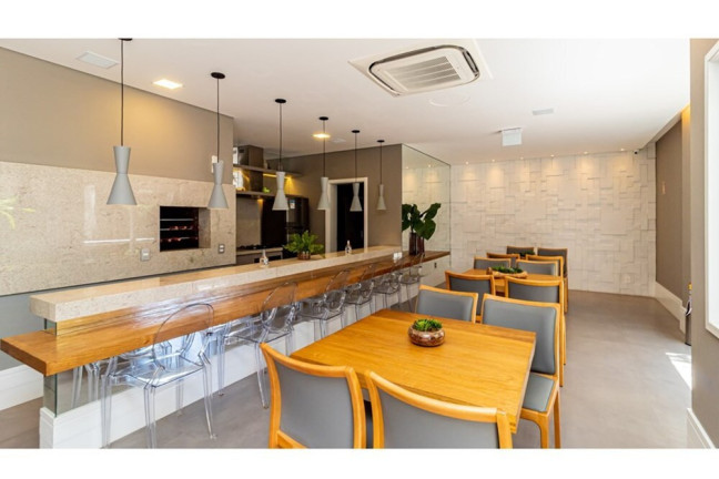 Imagem Apartamento com 2 Quartos à Venda, 64 m² em São João - Porto Alegre Imagem Apartamento com 2 Quartos à Venda, 64 m² em São João - Porto Alegre