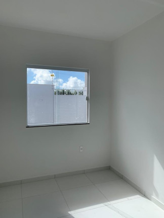 Imagem Casa com 2 Quartos à Venda, 150 m² em Feira De Santana