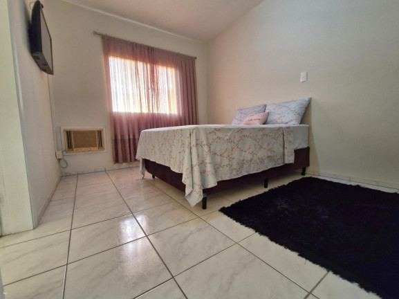 Imagem Apartamento com 3 Quartos para Alugar, 115 m² em Centro - Balneário Piçarras
