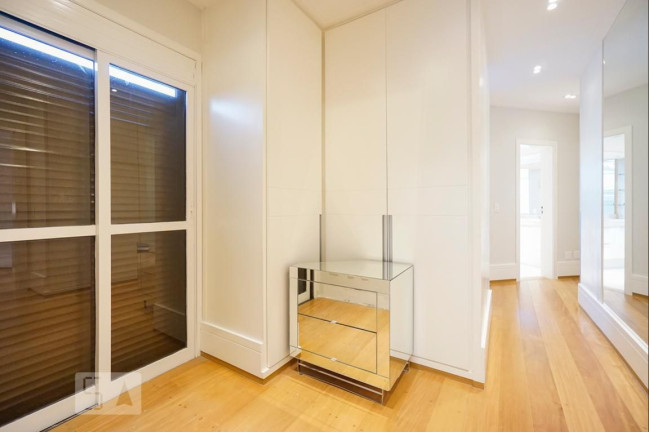 Imagem Imóvel com 3 Quartos à Venda, 337 m² em Vila Regente Feijó - São Paulo Imagem Imóvel com 3 Quartos à Venda, 337 m² em Vila Regente Feijó - São Paulo