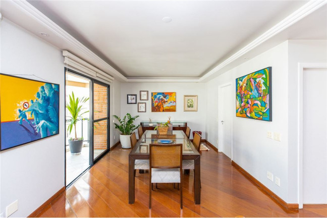 Imagem Imóvel com 3 Quartos à Venda, em Moema - São Paulo Imagem Imóvel com 3 Quartos à Venda, em Moema - São Paulo