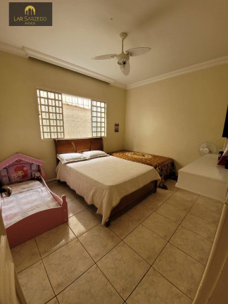 Imagem Casa com 5 Quartos à Venda, 391 m² em Serra Azul - Sarzedo Imagem Casa com 5 Quartos à Venda, 391 m² em Serra Azul - Sarzedo