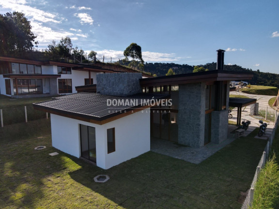 Imagem Casa com 3 Quartos à Venda, 148 m² em Região De Capivari - Campos Do Jordão