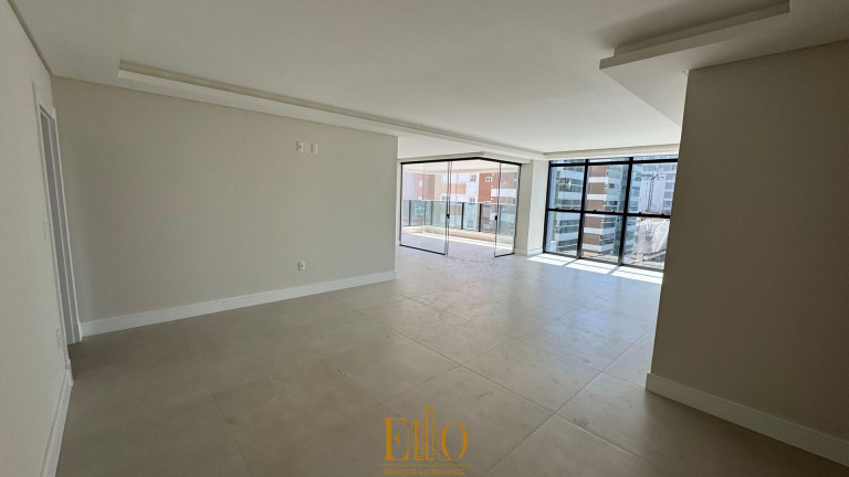 Imagem Apartamento com 4 Quartos à Venda, 182 m² em Meia Praia - Itapema Imagem Apartamento com 4 Quartos à Venda, 182 m² em Meia Praia - Itapema