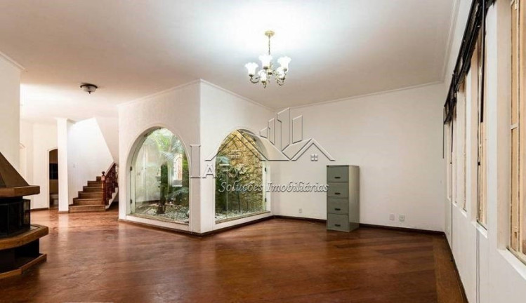 Imagem Sobrado com 4 Quartos à Venda, 580 m² em Burgo Paulista - Sao Paulo