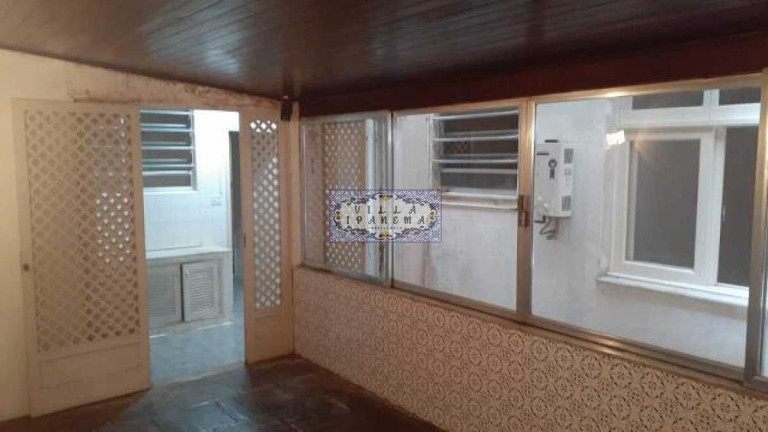 Imagem Apartamento com 3 Quartos à Venda, 136 m² em Centro - Petropolis