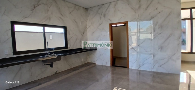 Imagem Casa com 4 Quartos à Venda, 301 m² em Tamboré Jaguariúna - Jaguariúna Imagem Casa com 4 Quartos à Venda, 301 m² em Tamboré Jaguariúna - Jaguariúna