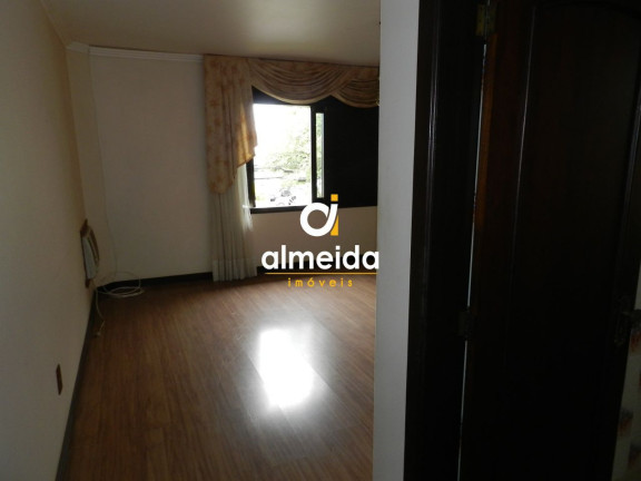 Imagem Apartamento com 3 Quartos à Venda, 270 m² em Nossa Senhora Medianeira - Santa Maria Imagem Apartamento com 3 Quartos à Venda, 270 m² em Nossa Senhora Medianeira - Santa Maria