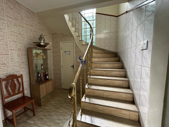 Imagem Casa com 7 Quartos para Alugar, 210 m² em Canela - Salvador Imagem Casa com 7 Quartos para Alugar, 210 m² em Canela - Salvador