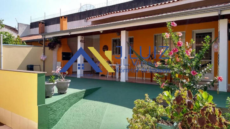 Imagem Casa com 3 Quartos à Venda, 220 m² em Vila Avaí - Indaiatuba Imagem Casa com 3 Quartos à Venda, 220 m² em Vila Avaí - Indaiatuba
