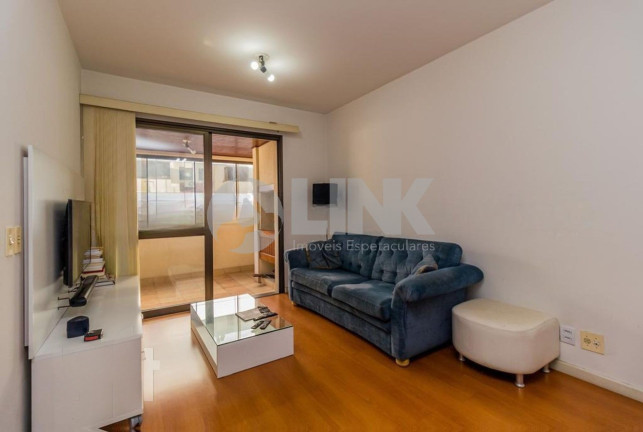 Imagem Apartamento com 3 Quartos à Venda, 83 m² em Mont Serrat - Porto Alegre Imagem Apartamento com 3 Quartos à Venda, 83 m² em Mont Serrat - Porto Alegre