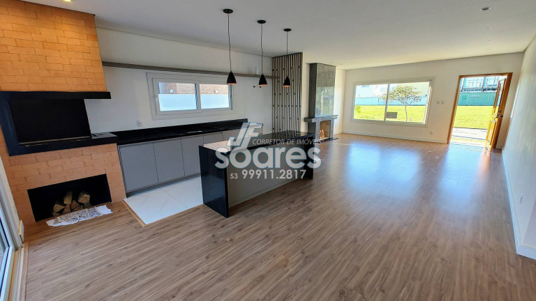 Imagem Casa de Condomínio com 3 Quartos à Venda, 195 m² em Laranjal - Pelotas Imagem Casa de Condomínio com 3 Quartos à Venda, 195 m² em Laranjal - Pelotas
