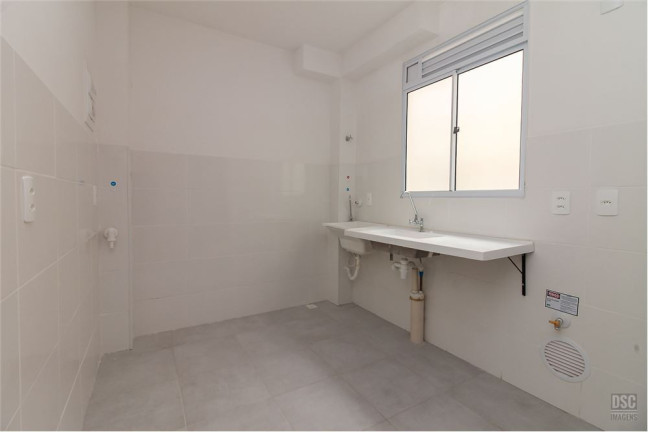 Imagem Imóvel com 2 Quartos à Venda, em Restinga - Porto Alegre Imagem Imóvel com 2 Quartos à Venda, em Restinga - Porto Alegre