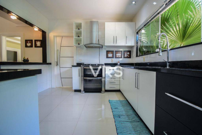 Imagem Casa com 4 Quartos à Venda, 225 m² em Quebra Frascos - Teresópolis Imagem Casa com 4 Quartos à Venda, 225 m² em Quebra Frascos - Teresópolis