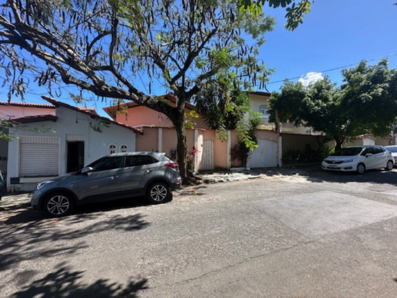 Imagem Casa com 3 Quartos à Venda, 240 m² em Pituba - Salvador Imagem Casa com 3 Quartos à Venda, 240 m² em Pituba - Salvador