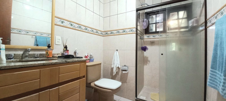 Imagem Casa com 3 Quartos à Venda, 265 m² em Vargem Grande - Teresópolis Imagem Casa com 3 Quartos à Venda, 265 m² em Vargem Grande - Teresópolis