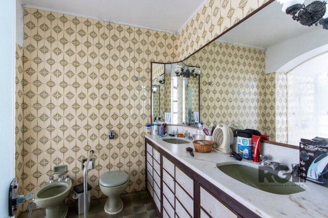 Imagem Casa com 3 Quartos à Venda, 580 m² em Santa Tereza - Porto Alegre Imagem Casa com 3 Quartos à Venda, 580 m² em Santa Tereza - Porto Alegre