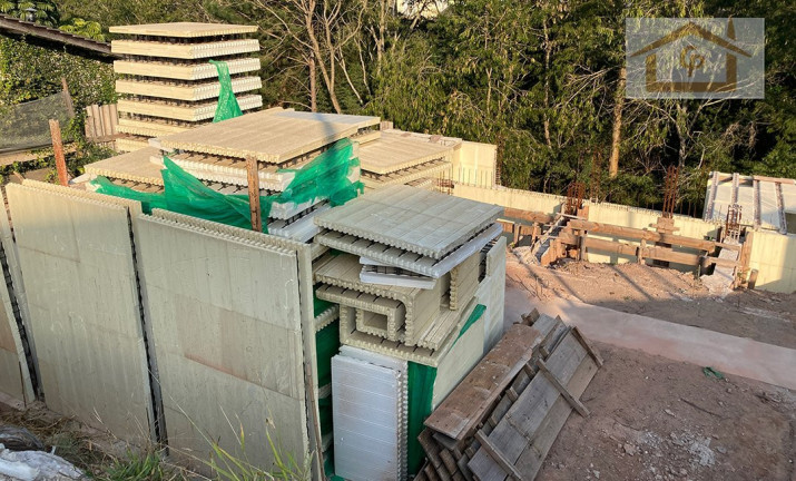 Imagem Terreno à Venda, 686 m² em Reserva Vale Verde - Cotia Imagem Terreno à Venda, 686 m² em Reserva Vale Verde - Cotia