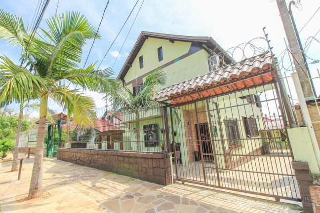 Imagem Imóvel com 11 Quartos à Venda, em Santa Tereza - Porto Alegre Imagem Imóvel com 11 Quartos à Venda, em Santa Tereza - Porto Alegre