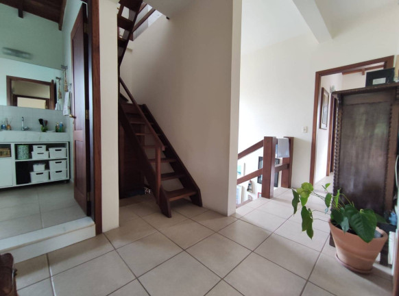 Imagem Casa com 6 Quartos à Venda, 396 m² em Itaguá - Ubatuba