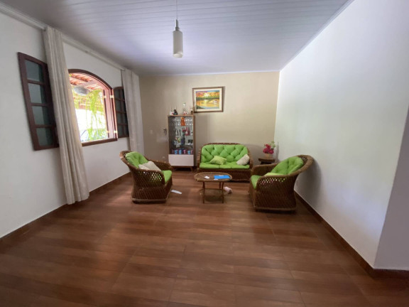 Imagem Casa com 4 Quartos à Venda, 2.000 m² em Califórnia - Betim Imagem Casa com 4 Quartos à Venda, 2.000 m² em Califórnia - Betim