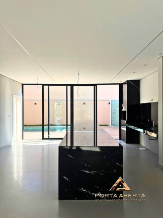 Imagem Casa com 3 Quartos à Venda, 266 m² em Cond Parque Lagoa Silvana - Caratinga Imagem Casa com 3 Quartos à Venda, 266 m² em Cond Parque Lagoa Silvana - Caratinga