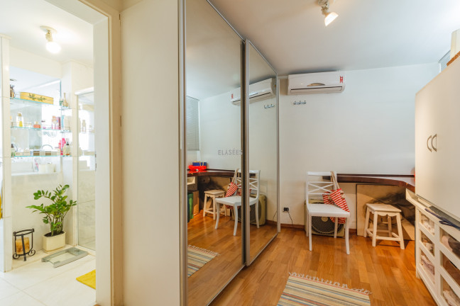 Imagem Sobrado com 4 Quartos à Venda, 878 m² em Jardim Guedala - São Paulo