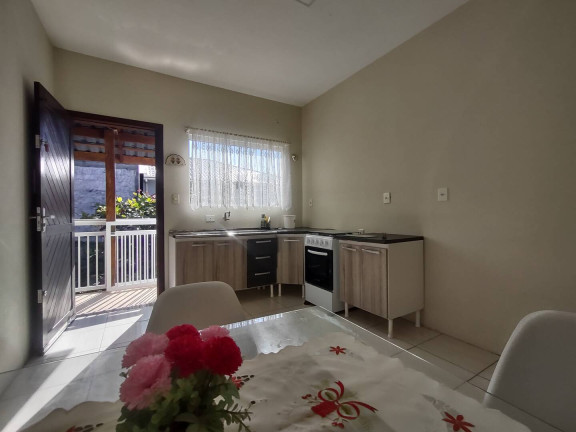 Imagem Casa com 6 Quartos à Venda, 180 m² em Penha