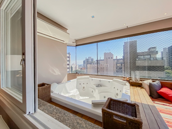Imagem Apartamento com 3 Quartos à Venda, 250 m² em Auxiliadora - Porto Alegre