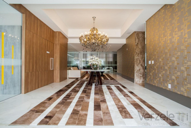 Imagem Apartamento com 3 Quartos à Venda, 353 m² em Centro - Balneário Camboriú