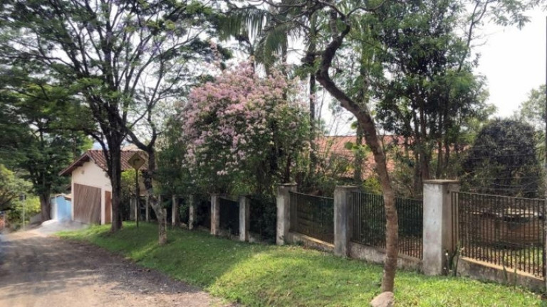 Imagem Casa com 4 Quartos à Venda, 450 m² em Vila Diva - Carapicuíba Imagem Casa com 4 Quartos à Venda, 450 m² em Vila Diva - Carapicuíba