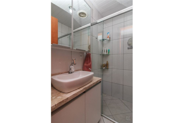 Imagem Casa com 2 Quartos à Venda,  em Aberta Dos Morros - Porto Alegre