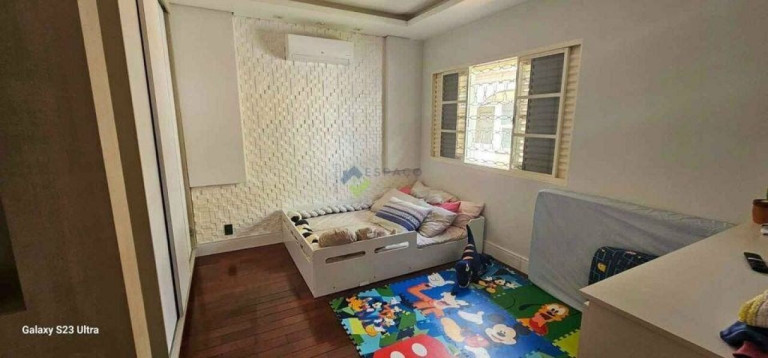 Imagem Sobrado com 4 Quartos à Venda, 300 m² em Jardim Itamaraty - Lençóis Paulista