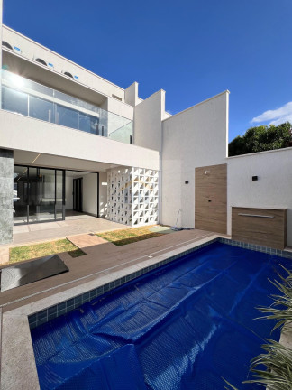 Casa com 3 Quartos à Venda, 209 m² em Parque Amazônia - Goiânia