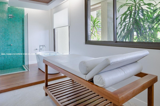 Imagem Apartamento com 4 Quartos à Venda, 265 m² em Barra Da Tijuca - Rio De Janeiro